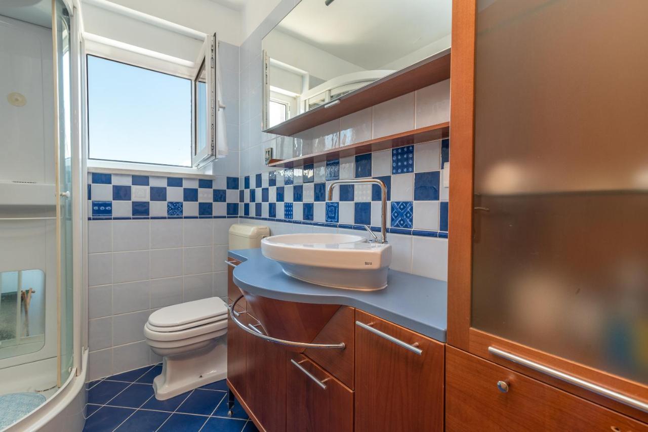 Apartment Bruno Trogir Exterior foto