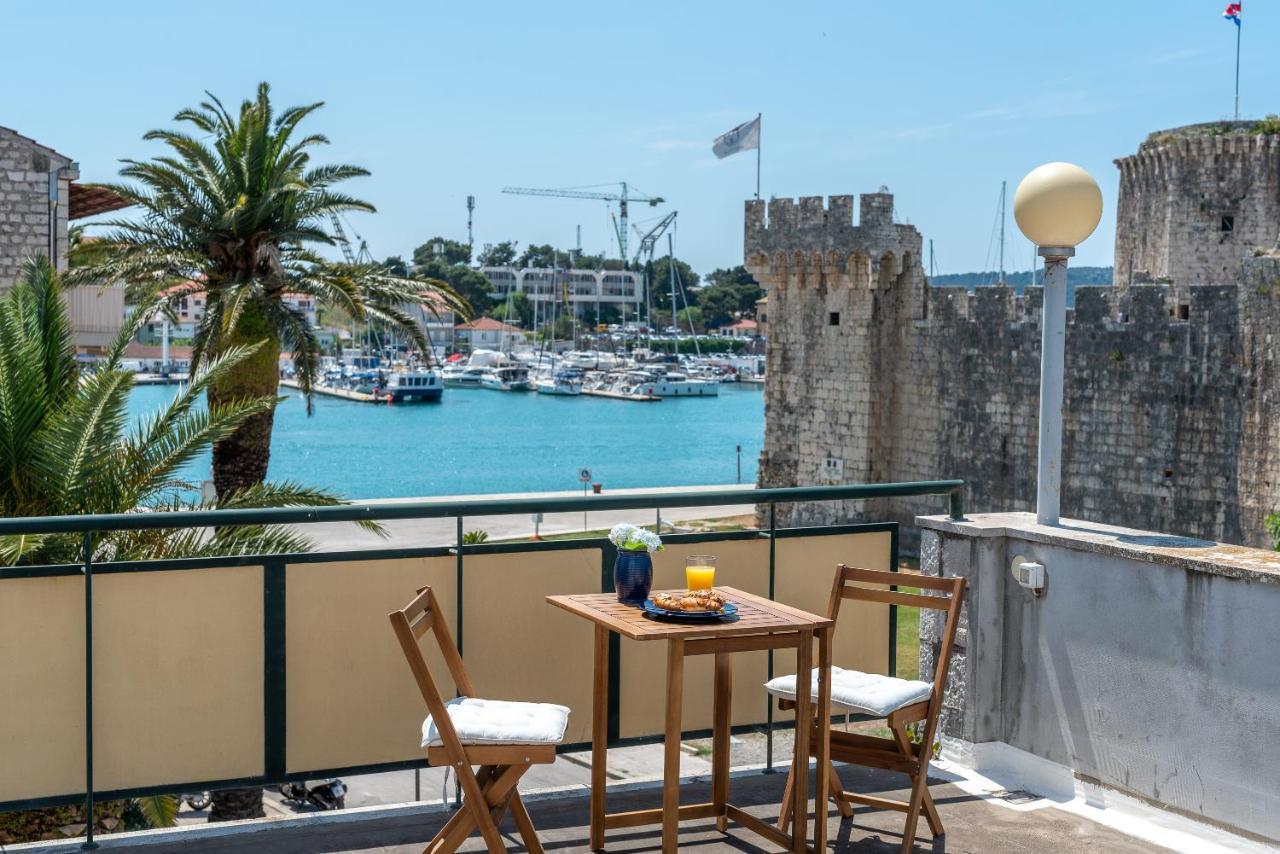 Apartment Bruno Trogir Exterior foto
