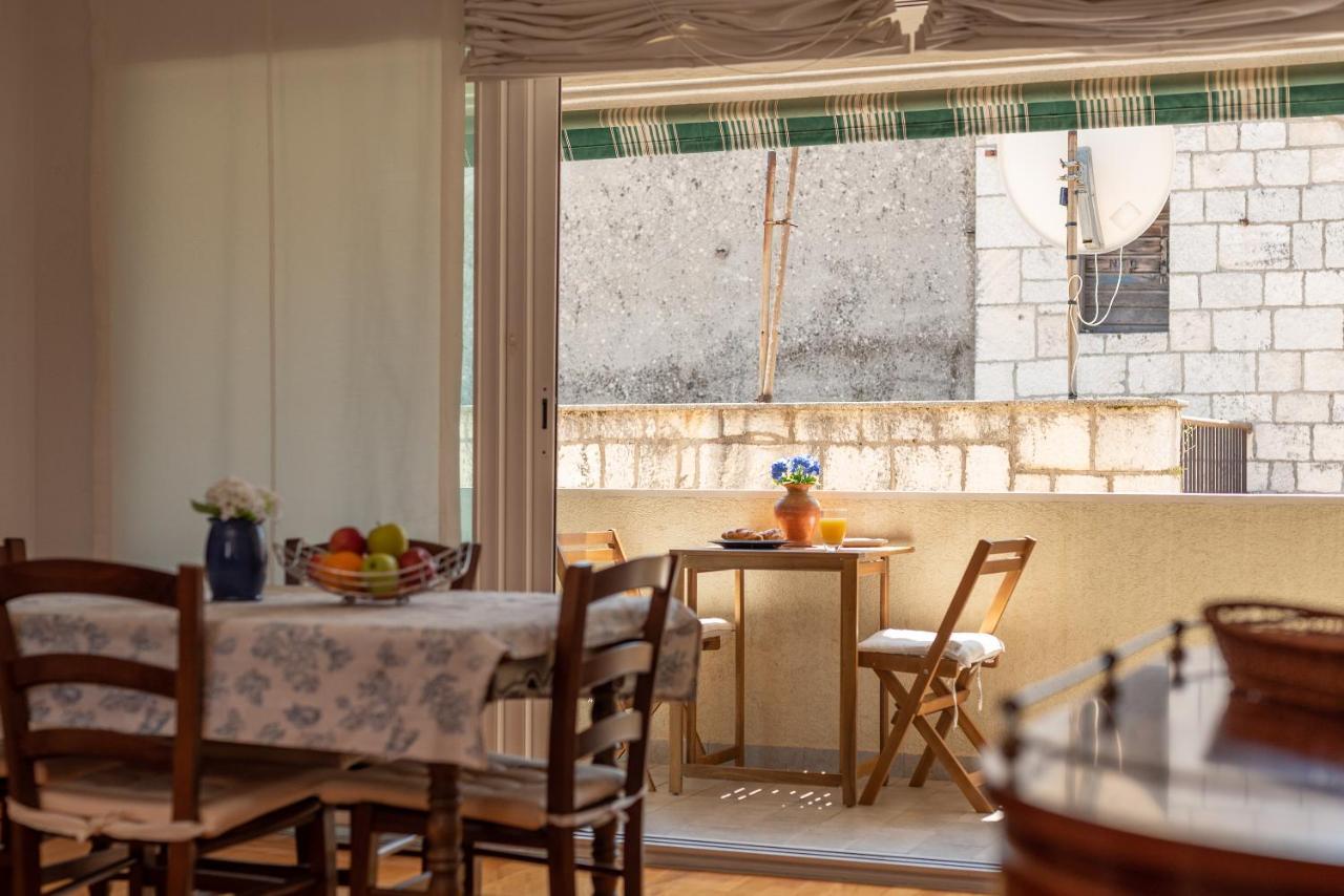 Apartment Bruno Trogir Exterior foto